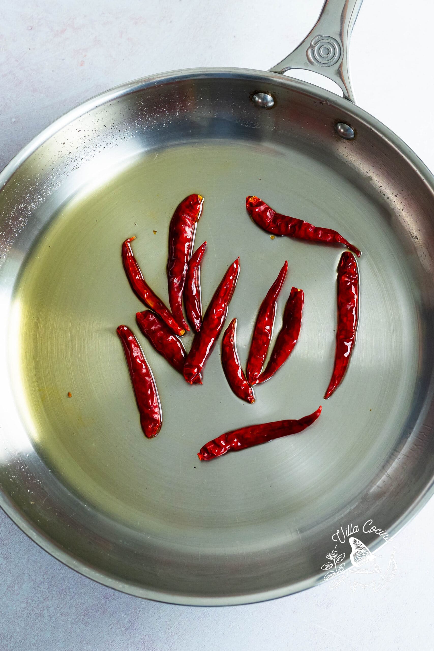 Toasting Chiles de Árbol