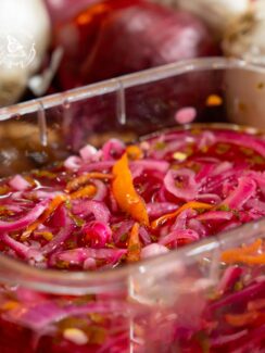 Pickled red onions