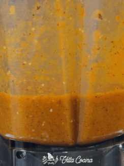 Chipotle tomatillo salsa