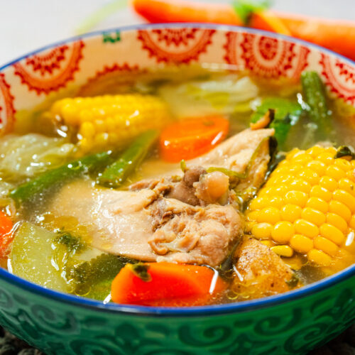 Caldo de pollo - Mexican chicken soup
