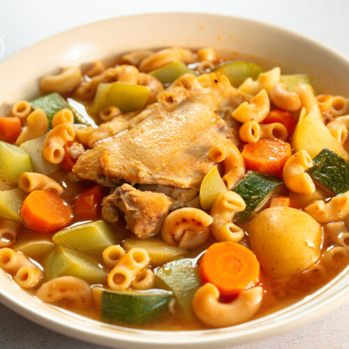 Sopa de coditos - Mexican elbow chicken soup