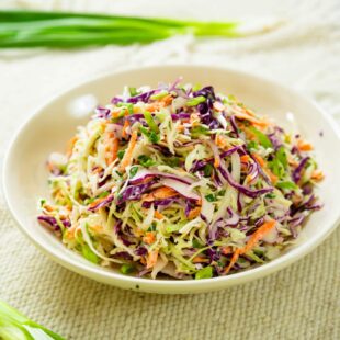 Fresh and Creamy Coleslaw