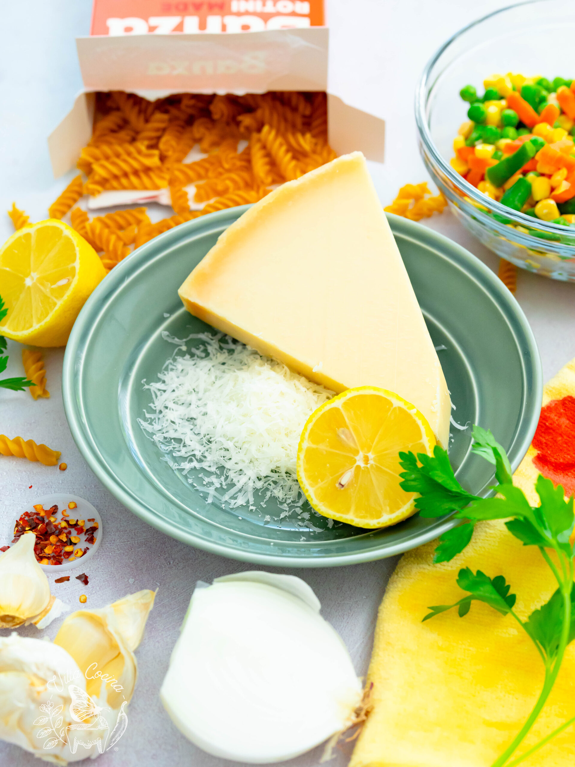 Pan-fried lemon garlic pasta - Ingredients 