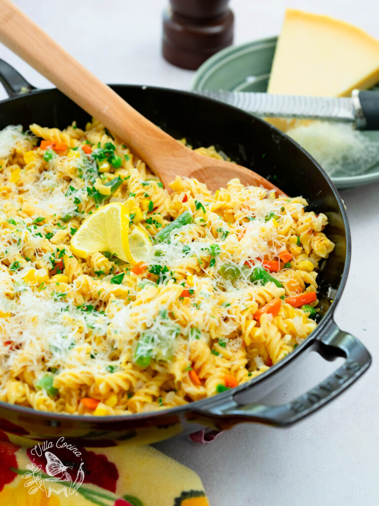 Pan-fried lemon garlic pasta
