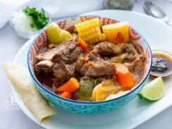 Instant Pot Caldo de Res