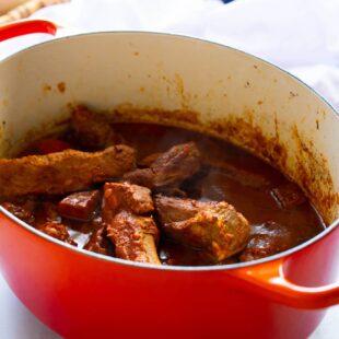 Pork Ribs in Salsa Roja