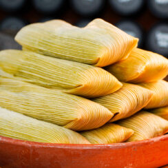 Tamales de Rajas con Queso