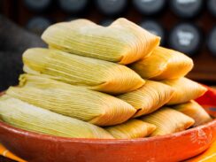 Tamales de Rajas con Queso
