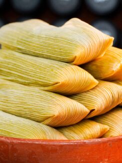 Tamales de Rajas con Queso